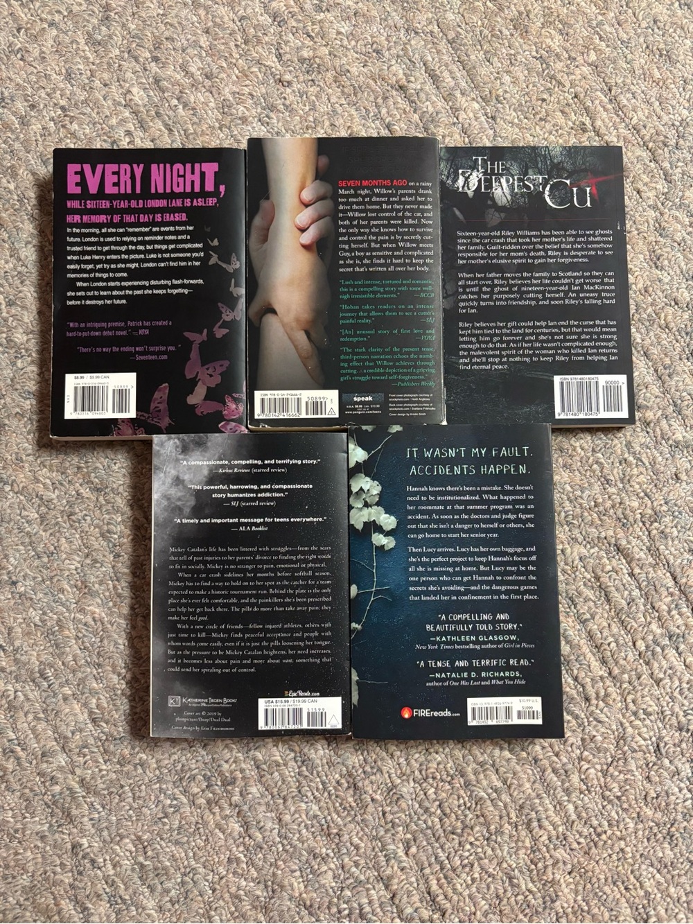 Bundle Teen Fiction Paperbacks - Picture 3 of 4